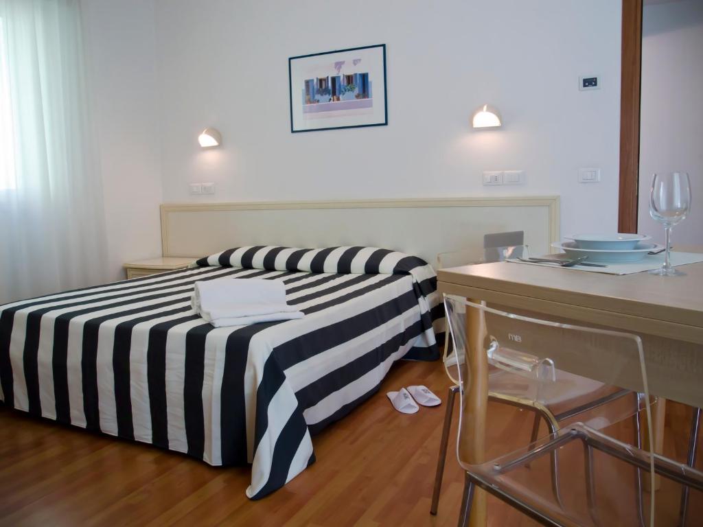 Residence Divina Римини Номер фото
