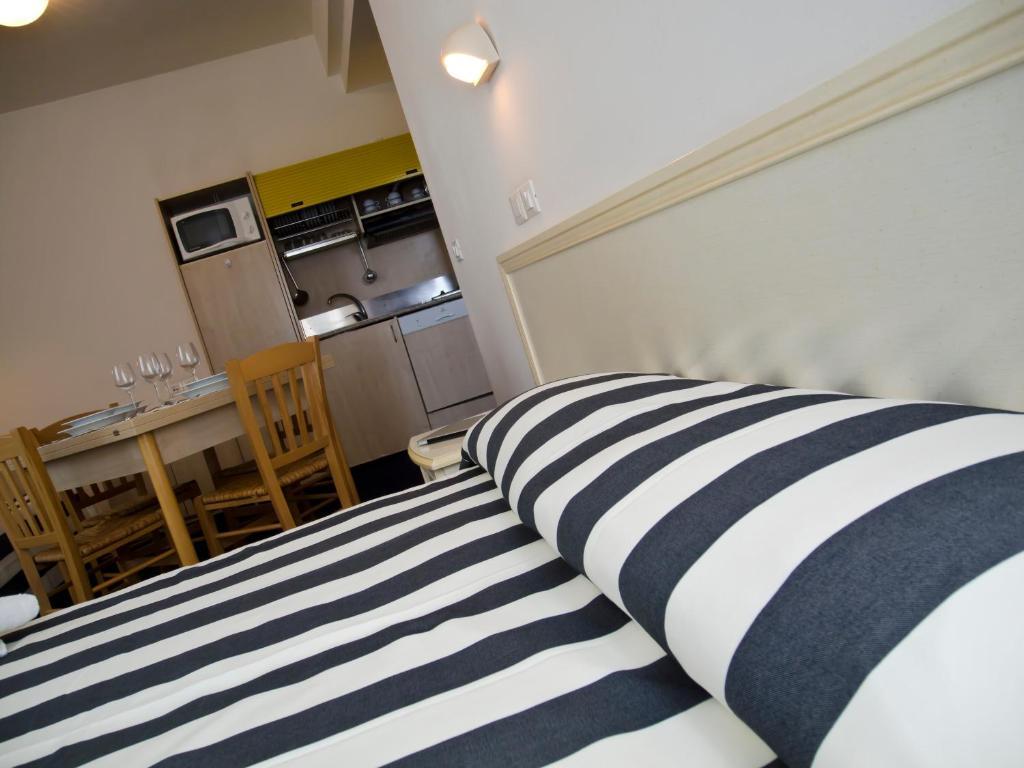 Residence Divina Римини Номер фото